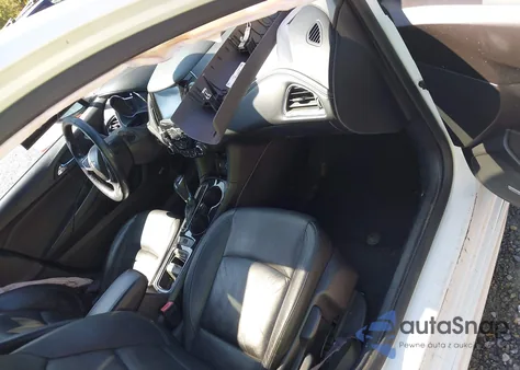 2016 Chevrolet Cruze Premier Auto z USA, uszkodzony, nr VIN 1G1BG5SMXG7265763